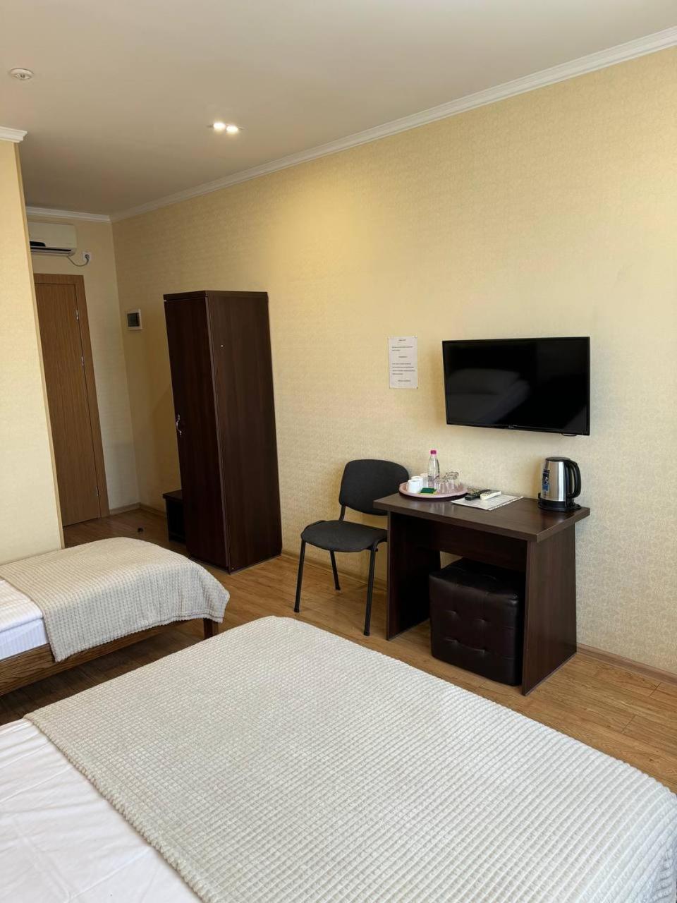 Passage Hotel Тернополь Экстерьер фото