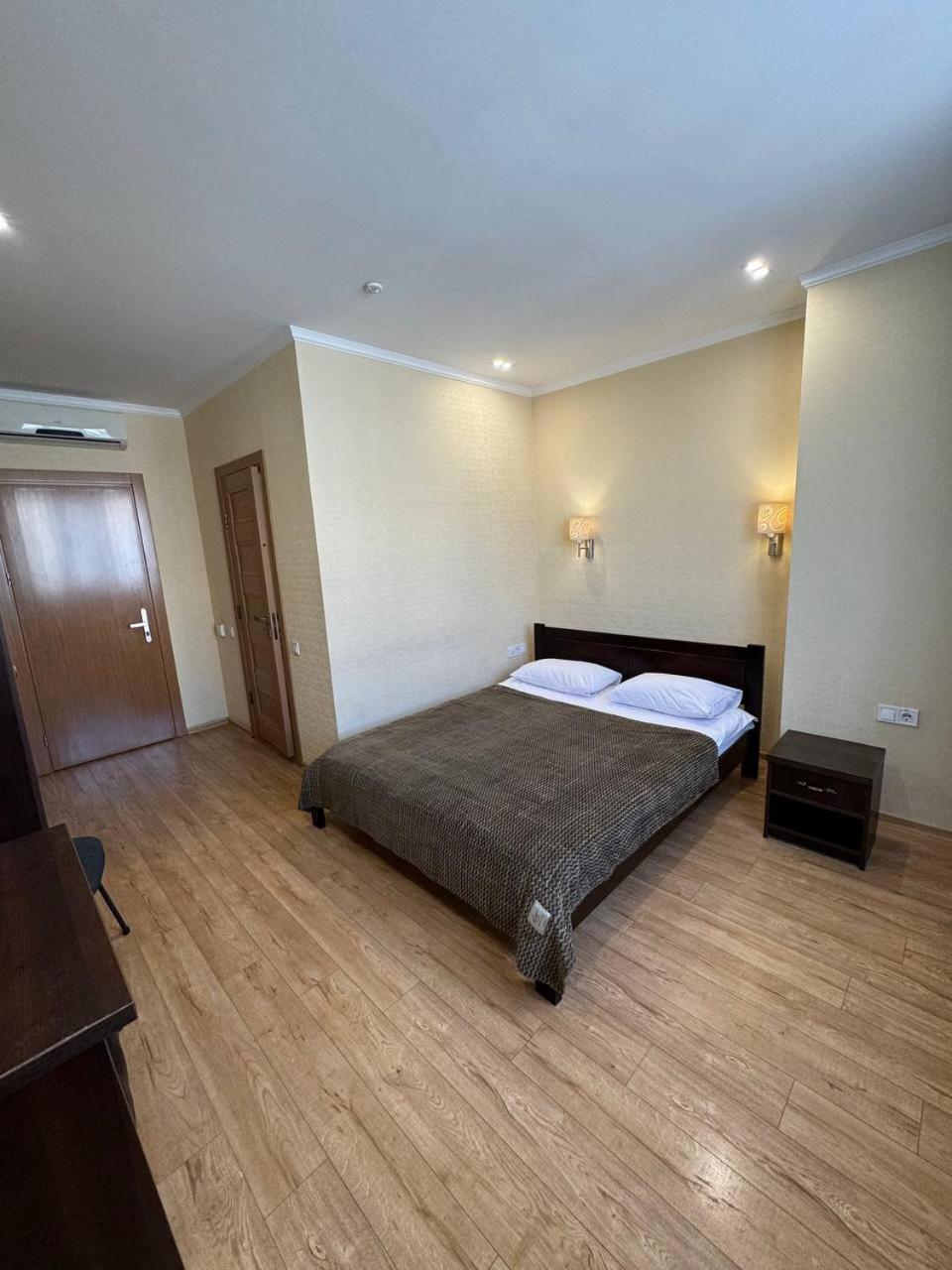 Passage Hotel Тернополь Экстерьер фото