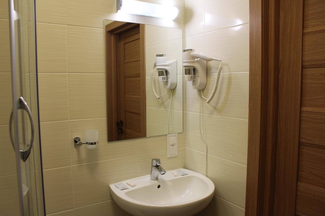Passage Hotel Тернополь Экстерьер фото